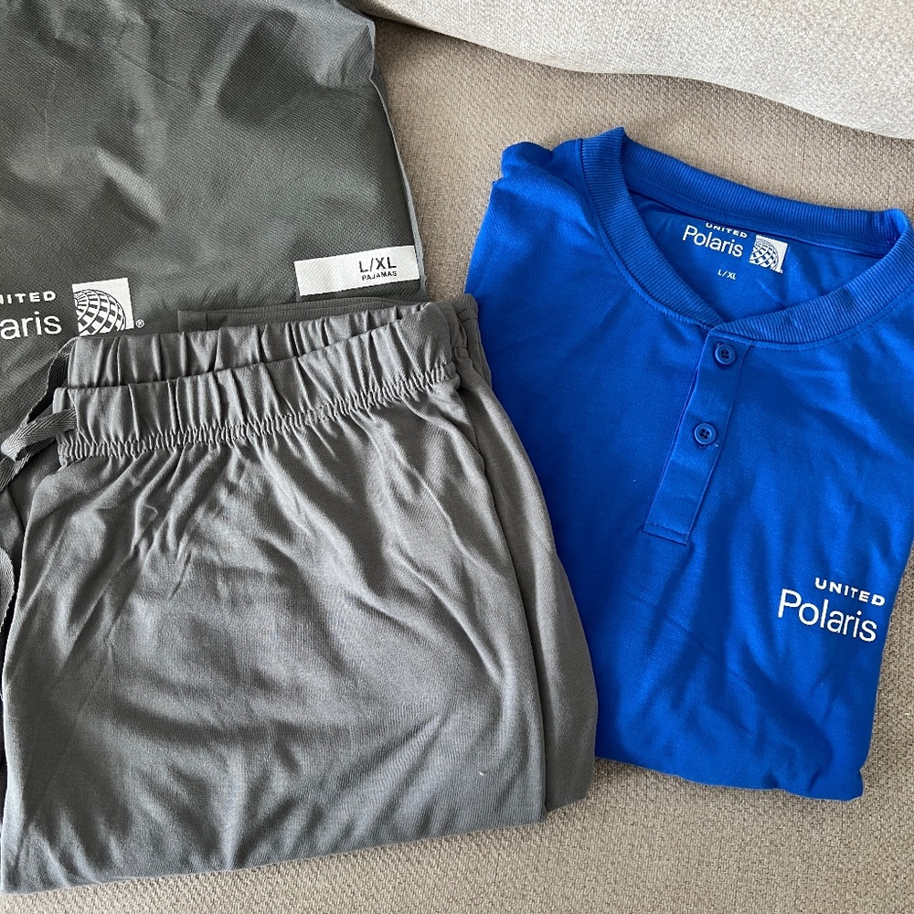 United Airlines Polaris Pajamas